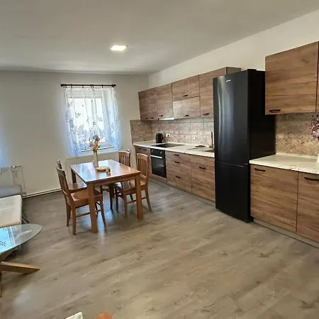 Apartmany Nachod דירה *